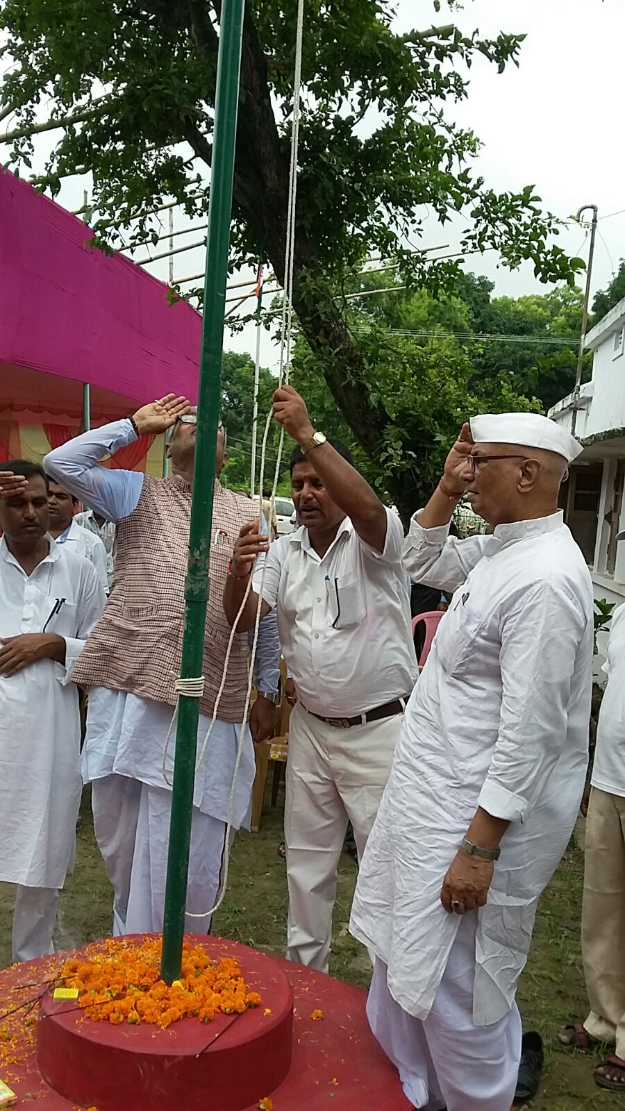 Dr.Shrishtidhar Jha flag hoisting at RTKS .
