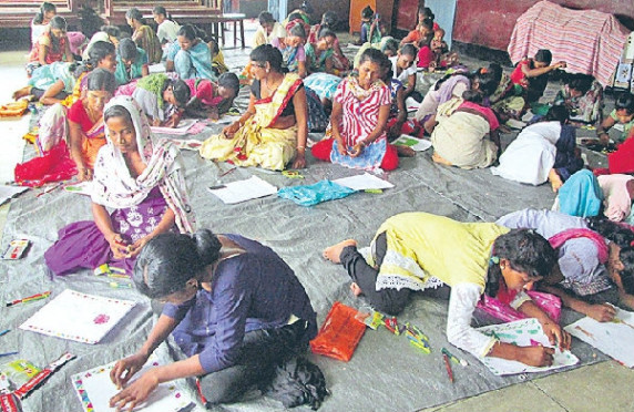 Aadivasi Vitti Chitrakala