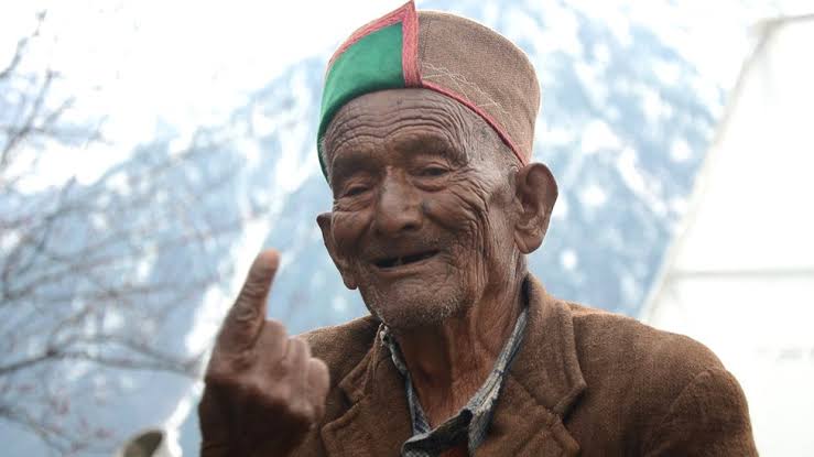 1st voter of 1st general election Shri Shyam Sharan Negi after casting his vote in 2019 general election. 