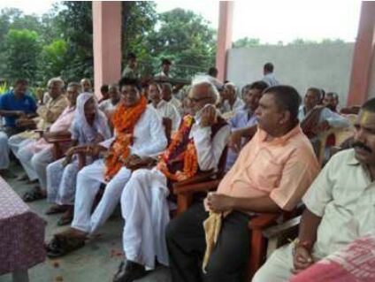 Satyanarayan Jha honored at Babhani .